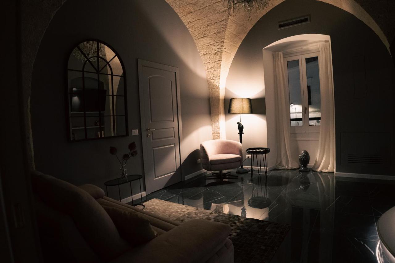 The Duchess'S View - New! Luxurious Flat In Historical Centre 115 Sq M, 3Min Walk To Cala Porto Beach And Private Parking โปลีญาโนอามาเร ภายนอก รูปภาพ