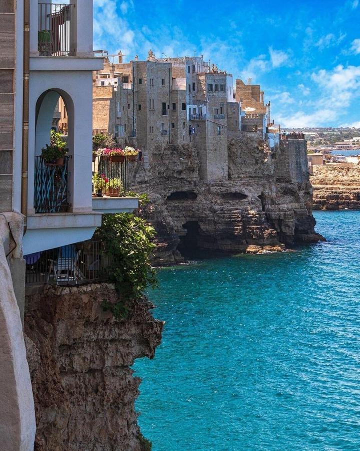 The Duchess'S View - New! Luxurious Flat In Historical Centre 115 Sq M, 3Min Walk To Cala Porto Beach And Private Parking โปลีญาโนอามาเร ภายนอก รูปภาพ